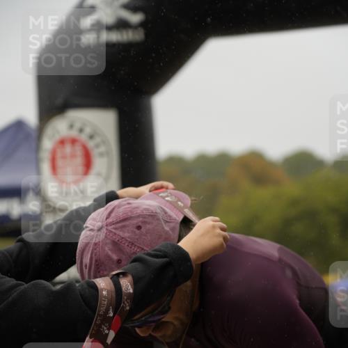 13.09.2026 - Stadtparktriathlon Patografie http://msf.ph/oto/10272799 13.09.2026 12:42:03 Ziel 1021 meine-sportfotos.de