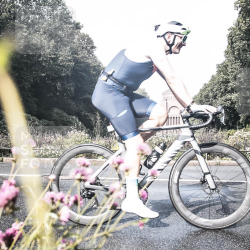 13.09.2026 - Stadtparktriathlon H.Heesch http://msf.ph/oto/10272804 13.09.2026 10:43:50 Radfahren 408, 488, 556 meine-sportfotos.de
