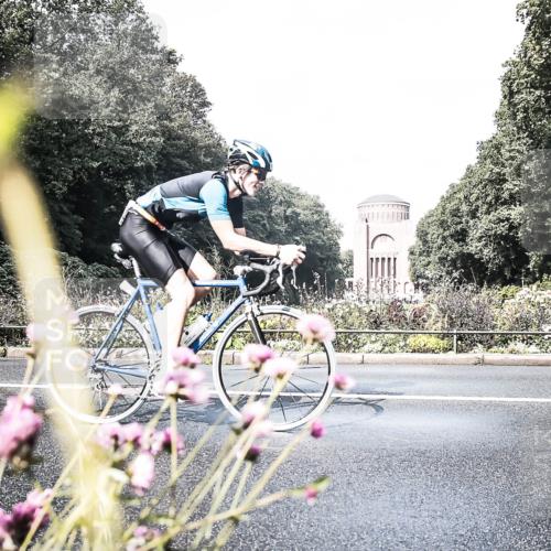 13.09.2026 - Stadtparktriathlon H.Heesch http://msf.ph/oto/10272834 13.09.2026 10:44:26 Radfahren 342, 499, 582 meine-sportfotos.de