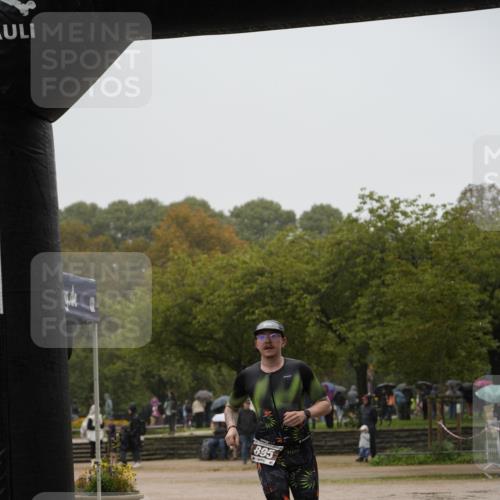 13.09.2026 - Stadtparktriathlon Patografie http://msf.ph/oto/10272839 13.09.2026 12:42:37 Ziel 895, 948 meine-sportfotos.de