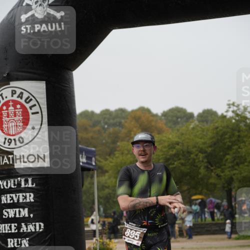 13.09.2026 - Stadtparktriathlon Patografie http://msf.ph/oto/10272845 13.09.2026 12:42:39 Ziel 895, 948 meine-sportfotos.de