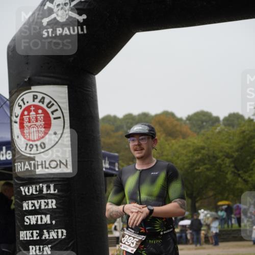 13.09.2026 - Stadtparktriathlon Patografie http://msf.ph/oto/10272849 13.09.2026 12:42:39 Ziel 895, 948 meine-sportfotos.de