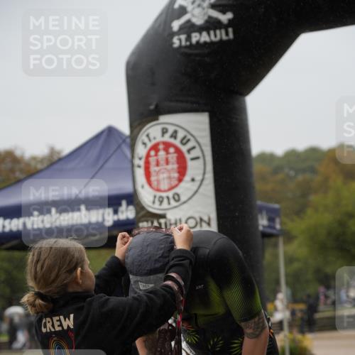 13.09.2026 - Stadtparktriathlon Patografie http://msf.ph/oto/10272862 13.09.2026 12:42:40 Ziel 895, 948 meine-sportfotos.de