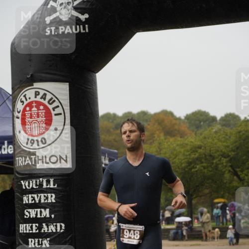 13.09.2026 - Stadtparktriathlon Patografie http://msf.ph/oto/10272866 13.09.2026 12:42:47 Ziel 882, 948 meine-sportfotos.de