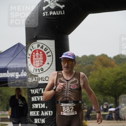 13.09.2026 - Stadtparktriathlon Patografie http://msf.ph/oto/10272893 13.09.2026 12:42:53 Ziel 781, 882 meine-sportfotos.de