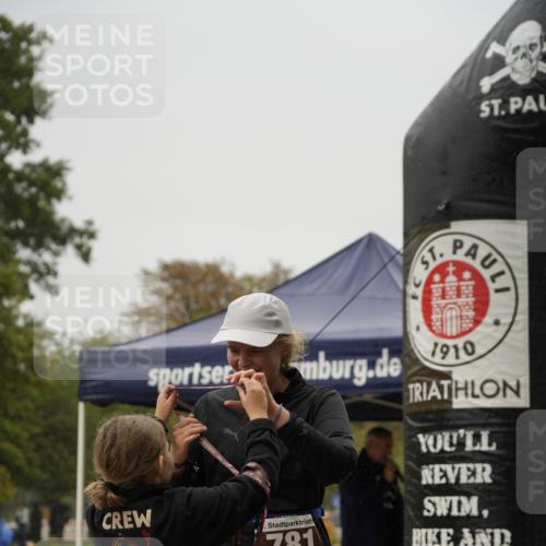 13.09.2026 - Stadtparktriathlon Patografie http://msf.ph/oto/10272913 13.09.2026 12:43:01 Ziel 728, 781 meine-sportfotos.de