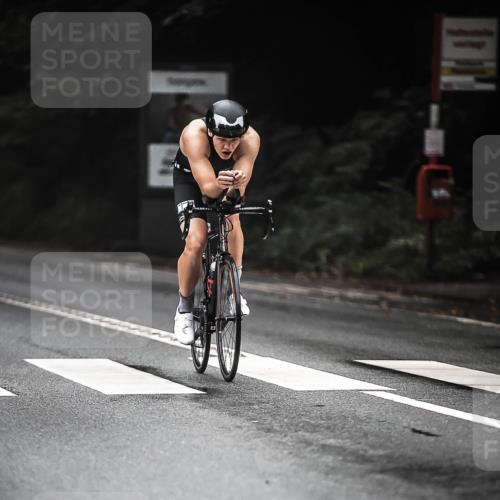 13.09.2026 - Stadtparktriathlon H.Heesch http://msf.ph/oto/10272945 13.09.2026 08:58:29 Radfahren 12, 15, 38, 87, 107, 115, 139 meine-sportfotos.de