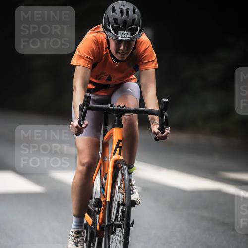 13.09.2026 - Stadtparktriathlon H.Heesch http://msf.ph/oto/10273007 13.09.2026 10:25:58 Radfahren 257, 421 meine-sportfotos.de