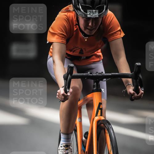 13.09.2026 - Stadtparktriathlon H.Heesch http://msf.ph/oto/10273020 13.09.2026 10:25:58 Radfahren 257, 421 meine-sportfotos.de
