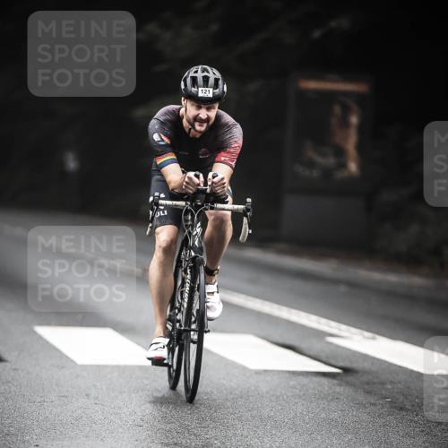 13.09.2026 - Stadtparktriathlon H.Heesch http://msf.ph/oto/10273026 13.09.2026 08:58:42 Radfahren 22, 121, 144 meine-sportfotos.de
