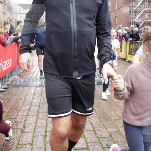 13.09.2026 - Kiel Lauf Yannick Fuchs http://msf.ph/oto/10273029 13.09.2026 08:35:49 Ziel 304, 705, 741, 1240, 1516, 1850, 2684, 3077, 3236, 3497, 3542, 3560, 3562, 4603, 4924, 5028, 5343, 5566, 5827, 5949, 6274, 8301, 8357, 8556, 9270, 9322, 9383, 9671, 9719, 9978, 10727, 10922, 11801, 11905, 12205, 12328, 12344, 12354, 165, 192, 434, 782, 865, 1148, 1152, 1216, 1308, 1691, 2018, 2207, 2495, 2582, 2619, 2652, 2715, 3144, 3160, 3556, 4030, 4319, 4381, 4418, 4695, 4924, 4990, 5090, 5245, 5343, 5581, 5583, 5853, 6833, 7628, 8009, 8301, 8340, 8539, 8815, 8988 meine-sportfotos.de