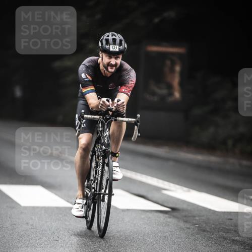 13.09.2026 - Stadtparktriathlon H.Heesch http://msf.ph/oto/10273030 13.09.2026 08:58:43 Radfahren 5, 22, 121 meine-sportfotos.de