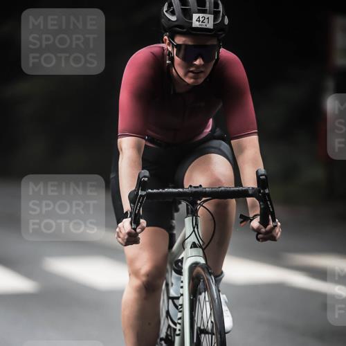 13.09.2026 - Stadtparktriathlon H.Heesch http://msf.ph/oto/10273042 13.09.2026 10:26:03 Radfahren 228, 257, 421 meine-sportfotos.de