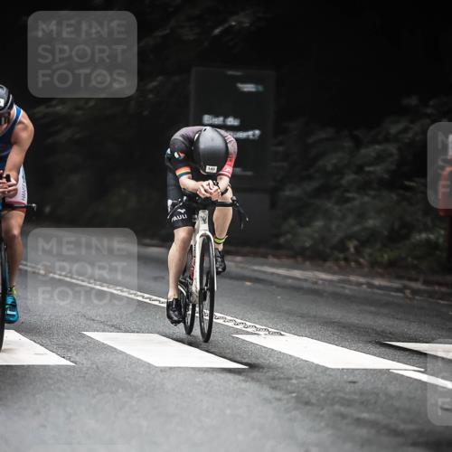13.09.2026 - Stadtparktriathlon H.Heesch http://msf.ph/oto/10273104 13.09.2026 08:58:51 Radfahren 5, 22, 35, 131, 140 meine-sportfotos.de