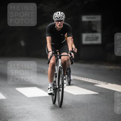 13.09.2026 - Stadtparktriathlon H.Heesch http://msf.ph/oto/10273115 13.09.2026 10:26:23 Radfahren 261, 359, 368 meine-sportfotos.de
