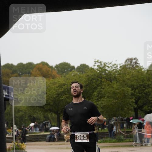 13.09.2026 - Stadtparktriathlon Patografie http://msf.ph/oto/10273126 13.09.2026 12:44:55 Ziel 865, 871 meine-sportfotos.de