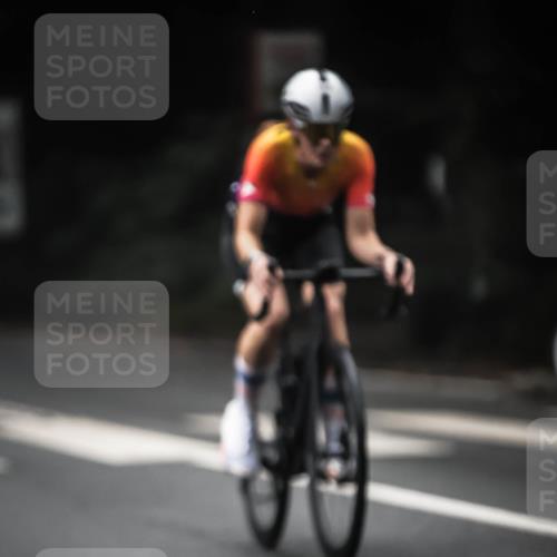 13.09.2026 - Stadtparktriathlon H.Heesch http://msf.ph/oto/10273132 13.09.2026 10:26:24 Radfahren 261, 359, 368 meine-sportfotos.de