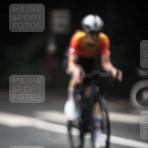 13.09.2026 - Stadtparktriathlon H.Heesch http://msf.ph/oto/10273135 13.09.2026 10:26:24 Radfahren 261, 359, 368 meine-sportfotos.de
