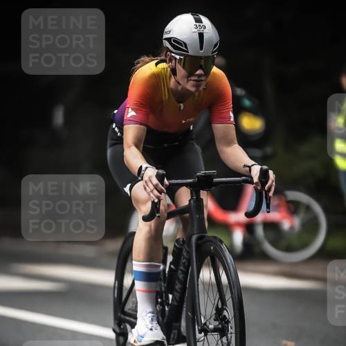 13.09.2026 - Stadtparktriathlon H.Heesch http://msf.ph/oto/10273140 13.09.2026 10:26:25 Radfahren 261, 330, 359, 368 meine-sportfotos.de