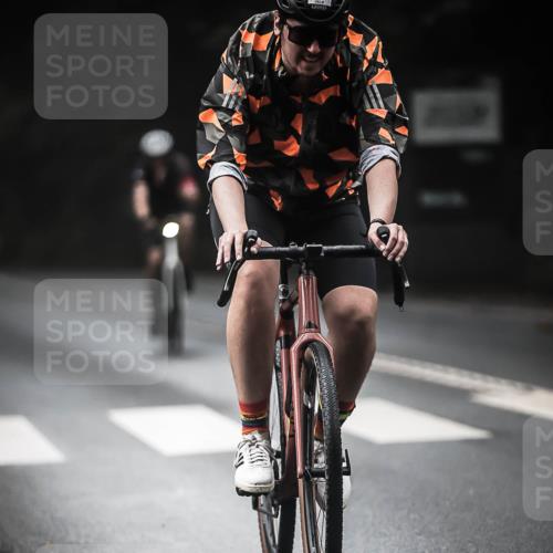 13.09.2026 - Stadtparktriathlon H.Heesch http://msf.ph/oto/10273162 13.09.2026 10:26:29 Radfahren 261, 330, 351, 359, 368, 444, 447 meine-sportfotos.de