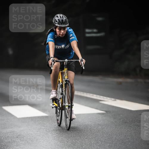 13.09.2026 - Stadtparktriathlon H.Heesch http://msf.ph/oto/10273183 13.09.2026 10:26:32 Radfahren 261, 269, 330, 351, 444, 447, 463 meine-sportfotos.de