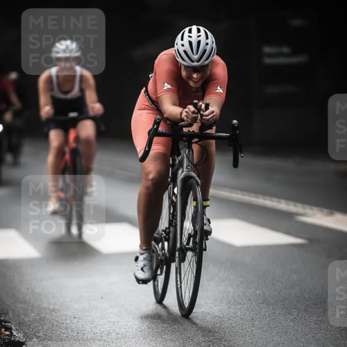 13.09.2026 - Stadtparktriathlon H.Heesch http://msf.ph/oto/10273209 13.09.2026 10:26:34 Radfahren 221, 251, 261, 269, 330, 345, 351, 444, 447, 463 meine-sportfotos.de