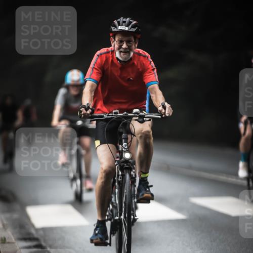 13.09.2026 - Stadtparktriathlon H.Heesch http://msf.ph/oto/10273244 13.09.2026 10:26:37 Radfahren 221, 251, 269, 292, 330, 345, 351, 444, 447, 463 meine-sportfotos.de