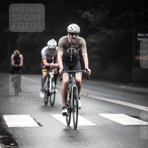 13.09.2026 - Stadtparktriathlon H.Heesch http://msf.ph/oto/10273247 13.09.2026 08:59:14 Radfahren 58, 76, 92, 96, 114 meine-sportfotos.de
