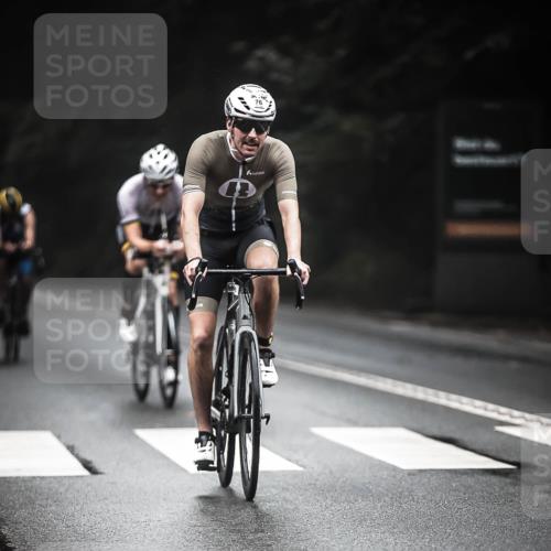 13.09.2026 - Stadtparktriathlon H.Heesch http://msf.ph/oto/10273249 13.09.2026 08:59:14 Radfahren 58, 76, 92, 96, 114 meine-sportfotos.de