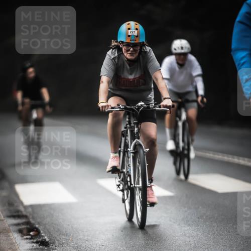 13.09.2026 - Stadtparktriathlon H.Heesch http://msf.ph/oto/10273260 13.09.2026 10:26:39 Radfahren 221, 225, 251, 269, 292, 345, 351, 444, 447, 463 meine-sportfotos.de