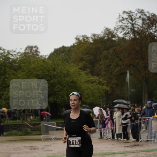 13.09.2026 - Stadtparktriathlon Patografie http://msf.ph/oto/10273327 13.09.2026 12:47:15 Ziel 715 meine-sportfotos.de