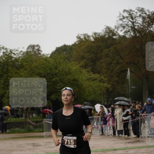13.09.2026 - Stadtparktriathlon Patografie http://msf.ph/oto/10273333 13.09.2026 12:47:15 Ziel 715 meine-sportfotos.de