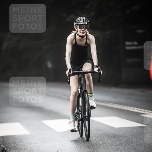 13.09.2026 - Stadtparktriathlon H.Heesch http://msf.ph/oto/10273334 13.09.2026 10:26:45 Radfahren 221, 225, 251, 292, 329, 345, 361, 382, 399 meine-sportfotos.de