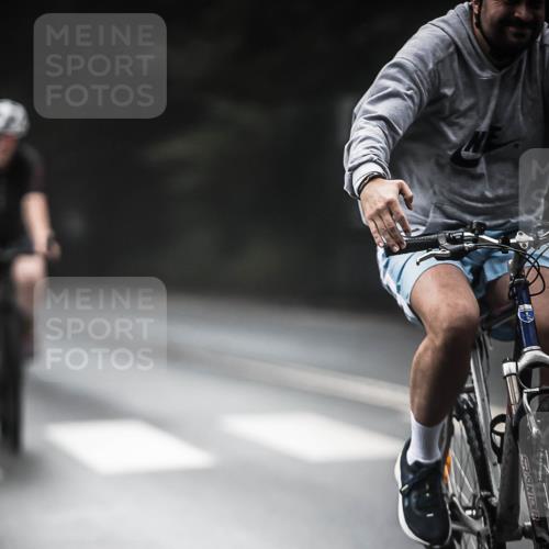 13.09.2026 - Stadtparktriathlon H.Heesch http://msf.ph/oto/10273388 13.09.2026 10:26:49 Radfahren 225, 329, 361, 382, 399 meine-sportfotos.de