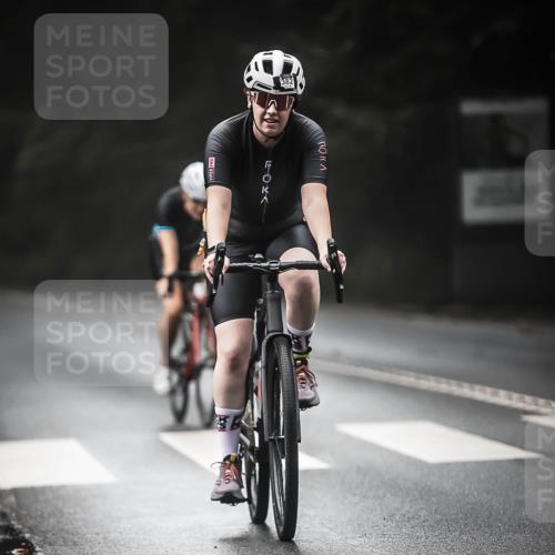 13.09.2026 - Stadtparktriathlon H.Heesch http://msf.ph/oto/10273397 13.09.2026 10:26:50 Radfahren 225, 329, 361, 382, 399, 451 meine-sportfotos.de