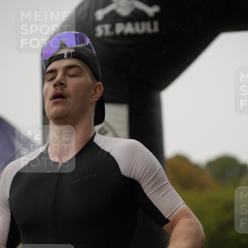 13.09.2026 - Stadtparktriathlon Patografie http://msf.ph/oto/10273416 13.09.2026 12:48:20 Ziel 997 meine-sportfotos.de