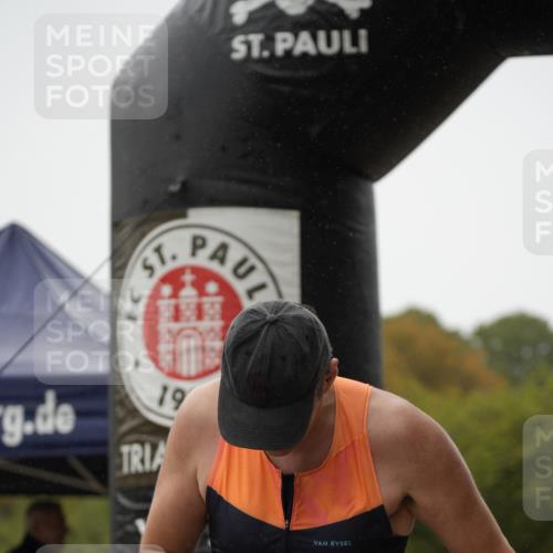 13.09.2026 - Stadtparktriathlon Patografie http://msf.ph/oto/10273433 13.09.2026 12:48:51 Ziel 831, 926 meine-sportfotos.de