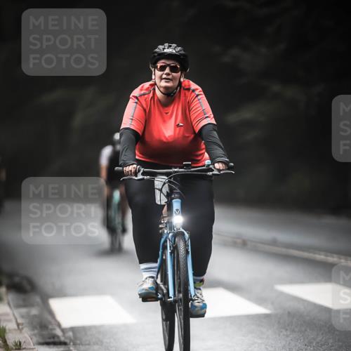 13.09.2026 - Stadtparktriathlon H.Heesch http://msf.ph/oto/10273445 13.09.2026 10:26:57 Radfahren 278, 337, 382, 399, 451, 465 meine-sportfotos.de