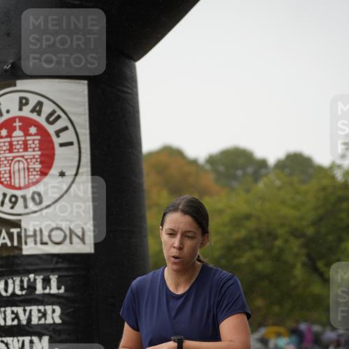 13.09.2026 - Stadtparktriathlon Patografie http://msf.ph/oto/10273501 13.09.2026 12:49:25 Ziel 816, 828, 1800 meine-sportfotos.de