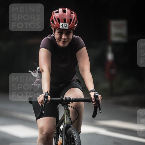 13.09.2026 - Stadtparktriathlon H.Heesch http://msf.ph/oto/10273509 13.09.2026 10:27:06 Radfahren 233, 243, 305, 405, 412, 459, 465 meine-sportfotos.de