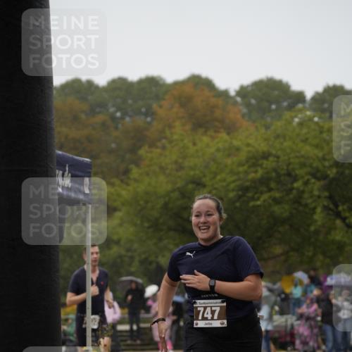 13.09.2026 - Stadtparktriathlon Patografie http://msf.ph/oto/10273550 13.09.2026 12:50:08 Ziel 747, 902, 922 meine-sportfotos.de