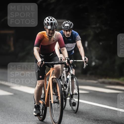 13.09.2026 - Stadtparktriathlon H.Heesch http://msf.ph/oto/10273556 13.09.2026 10:27:09 Radfahren 233, 243, 305, 309, 394, 405, 412, 459 meine-sportfotos.de