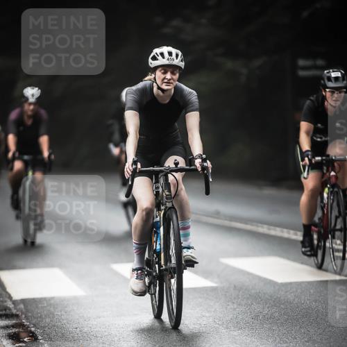 13.09.2026 - Stadtparktriathlon H.Heesch http://msf.ph/oto/10273559 13.09.2026 10:27:11 Radfahren 233, 243, 305, 309, 394, 402, 405, 412, 459 meine-sportfotos.de
