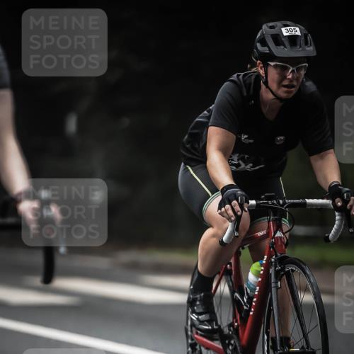 13.09.2026 - Stadtparktriathlon H.Heesch http://msf.ph/oto/10273579 13.09.2026 10:27:12 Radfahren 233, 243, 305, 309, 394, 402, 405, 412, 459 meine-sportfotos.de