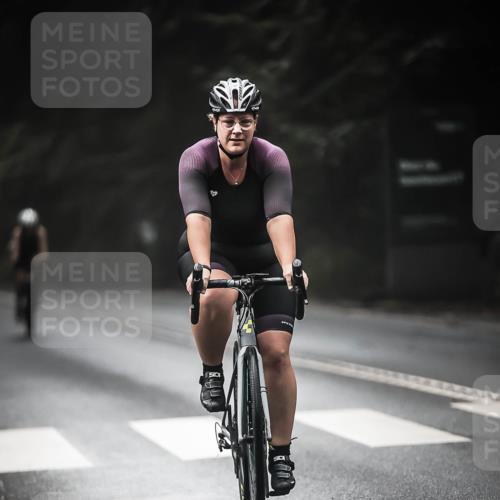 13.09.2026 - Stadtparktriathlon H.Heesch http://msf.ph/oto/10273586 13.09.2026 10:27:13 Radfahren 233, 243, 254, 305, 309, 389, 394, 402, 405, 459 meine-sportfotos.de