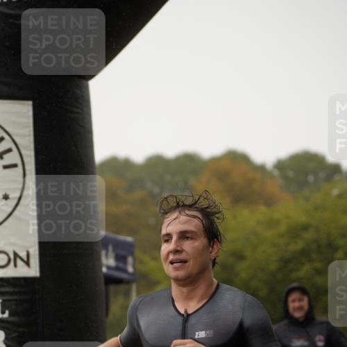 13.09.2026 - Stadtparktriathlon Patografie http://msf.ph/oto/10273596 13.09.2026 12:50:37 Ziel 878 meine-sportfotos.de