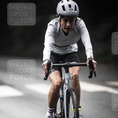 13.09.2026 - Stadtparktriathlon H.Heesch http://msf.ph/oto/10273650 13.09.2026 10:27:20 Radfahren 254, 274, 389, 402 meine-sportfotos.de