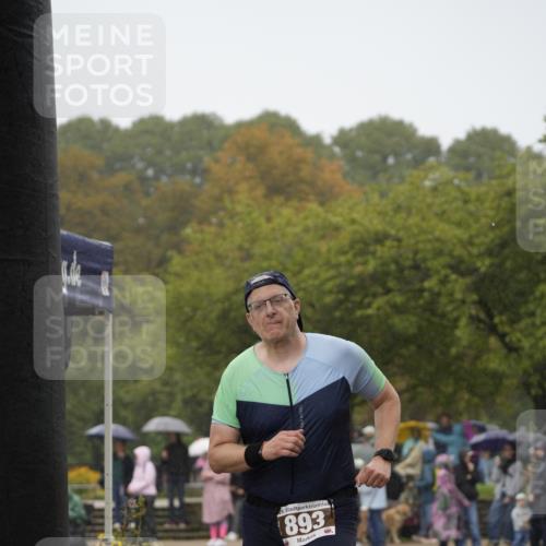 13.09.2026 - Stadtparktriathlon Patografie http://msf.ph/oto/10273736 13.09.2026 12:52:06 Ziel 893, 899 meine-sportfotos.de