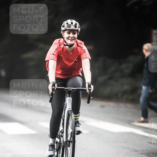 13.09.2026 - Stadtparktriathlon H.Heesch http://msf.ph/oto/10273770 13.09.2026 10:28:00 Radfahren 279 meine-sportfotos.de