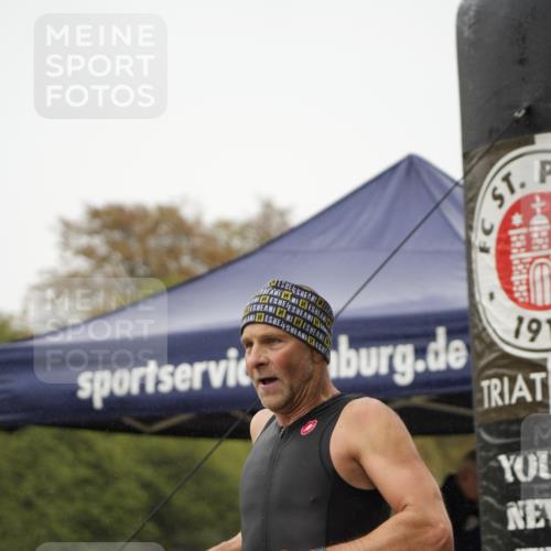 13.09.2026 - Stadtparktriathlon Patografie http://msf.ph/oto/10273780 13.09.2026 12:52:28 Ziel 990 meine-sportfotos.de